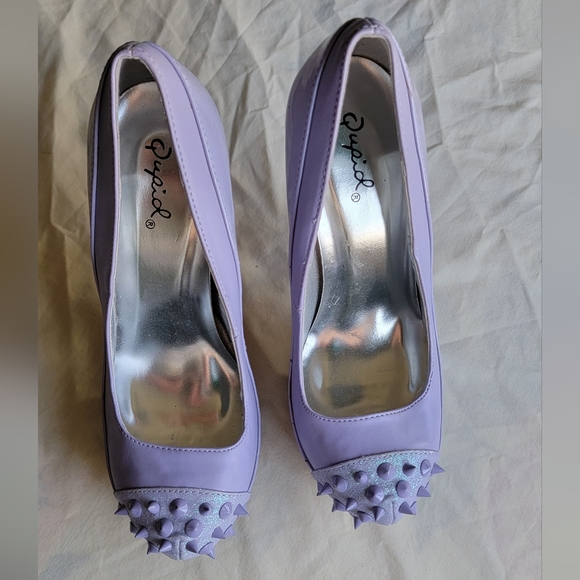 Qupid Women's Spiked Cap Round Toe Platform Pumps Glitter Size 6 - Picture 4 of 7